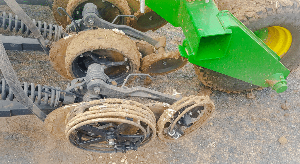 Coil John Deere 1890 Gauge Wheel & Closing Wheels comparison