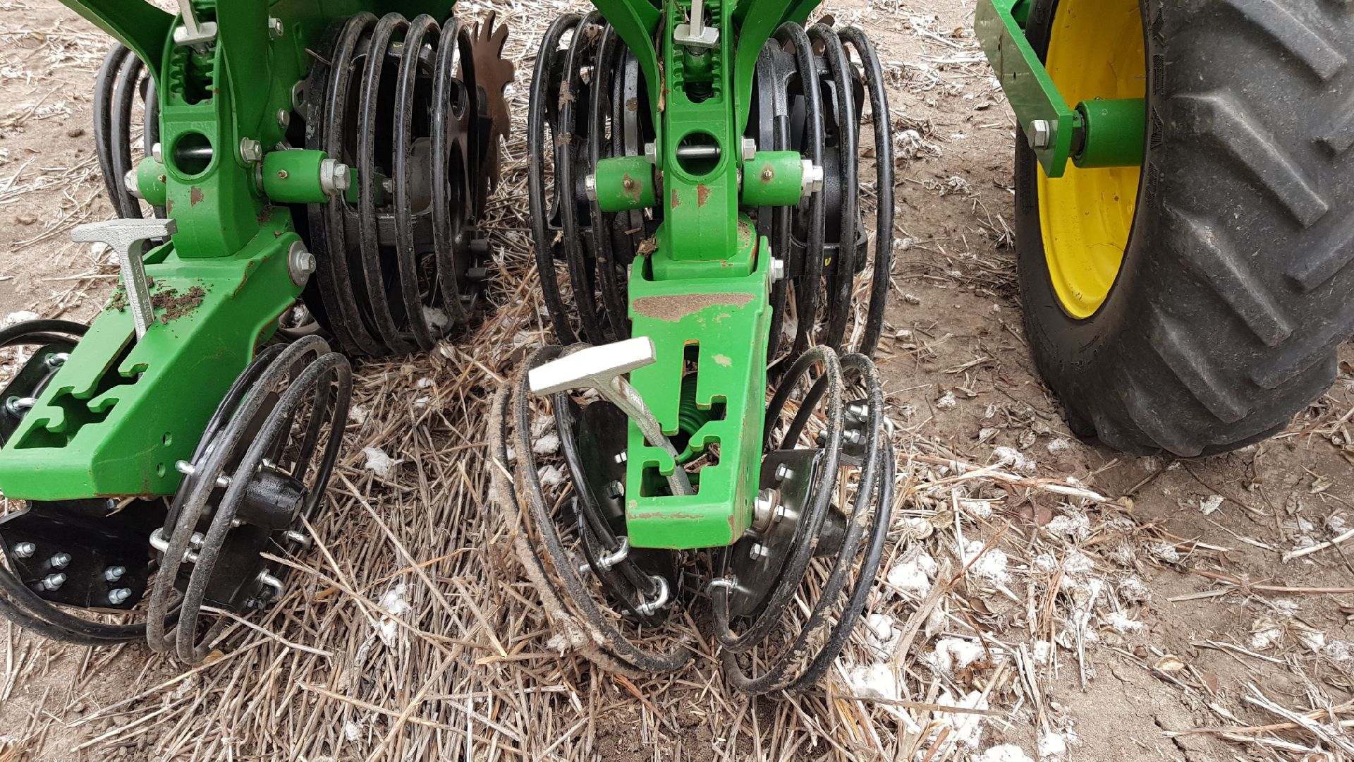 RYAN NT Coil Gauge and Closing Wheels on John Deere