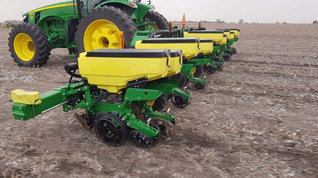 RYAN NT Coil Gauge and Closing Wheels on John Deere Maxemerge Planter Row Units