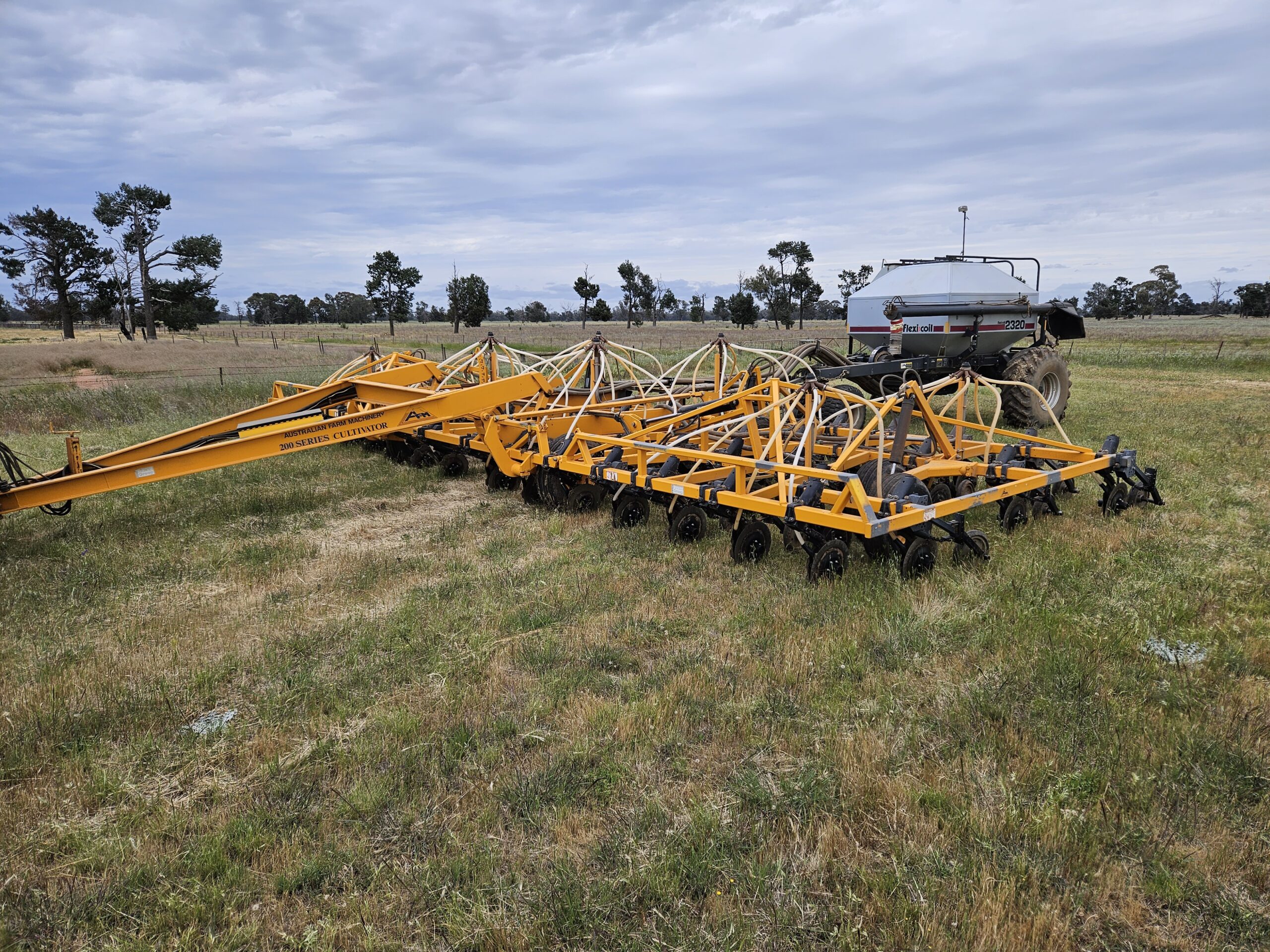 Double disc seeder - crowhurst - AFM Bar