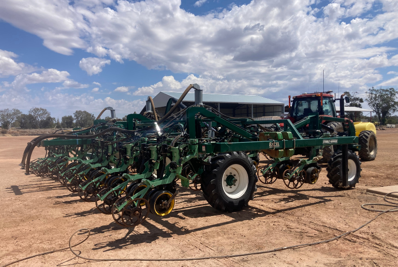 Excel SP200 Stubble Warrior - disc seeding