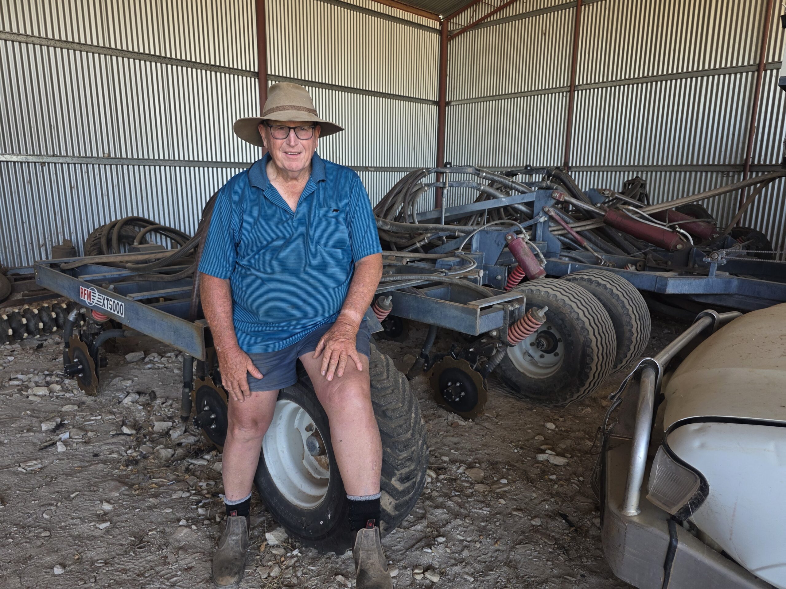 disc vs tyne - rob hensley - discs on rfm seeder